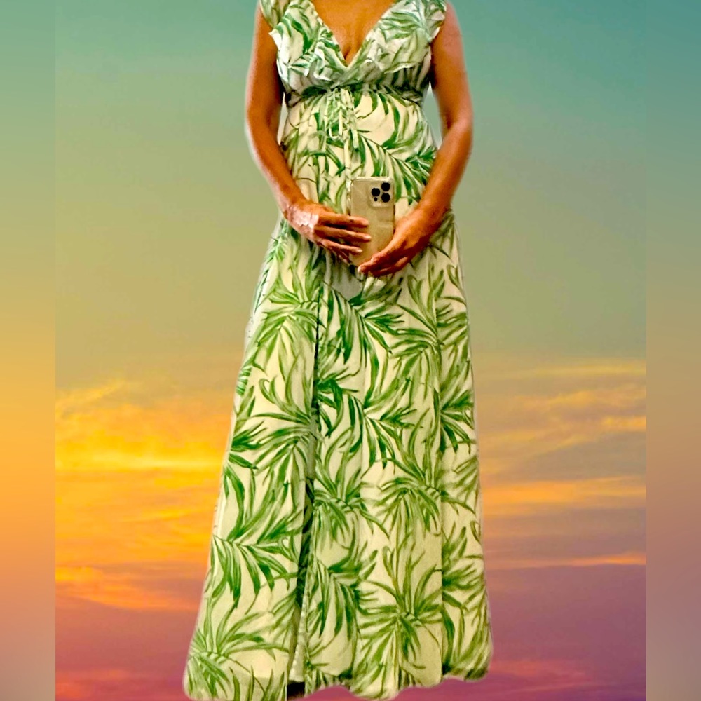 Palm leaf long flowy summer dress by Luxxel